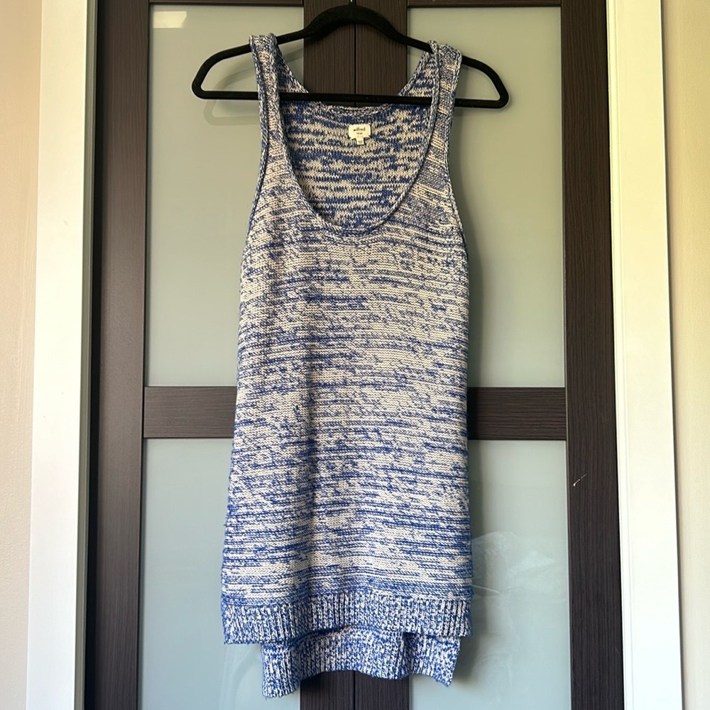 Wilfred brand, size large, women’s, knit layering top in blue and white